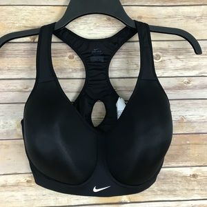 Nike sports bra worn once 38DD